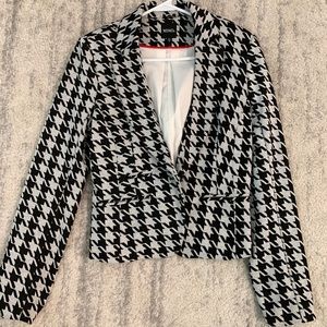 Like New Houndstooth Blazer
